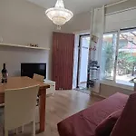 Con Terraza A Metros De La Playa Y Zona Comercial, Ideal Familiar - Costa Brava - Es-209-68 Appartement