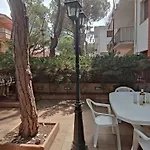 Con Terraza A Metros De La Playa Y Zona Comercial, Ideal Familiar - Costa Brava - Es-209-68 *