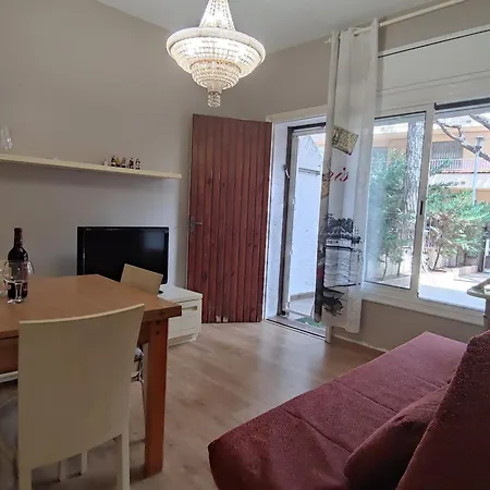 Con Terraza A Metros De La Playa Y Zona Comercial, Ideal Familiar - Costa Brava - Es-209-68 Apartmán