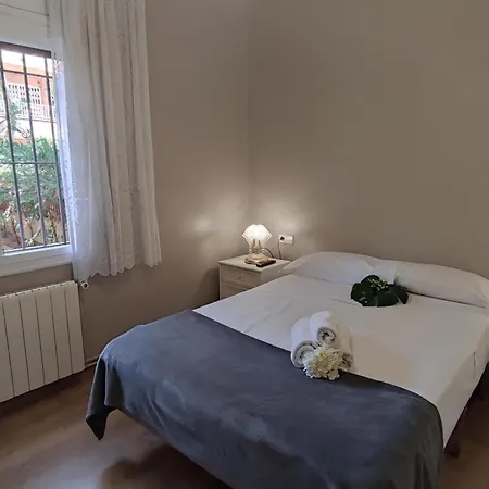 Con Terraza A Metros De La Playa Y Zona Comercial, Ideal Familiar - Costa Brava - Es-209-68 * Platja d'Aro