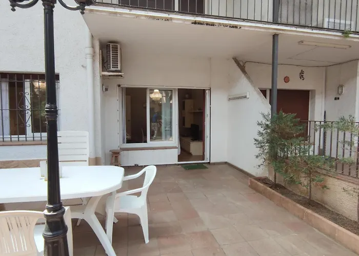 Con Terraza A Metros De La Playa Y Zona Comercial, Ideal Familiar - Costa Brava - Es-209-68 Апартаменти *