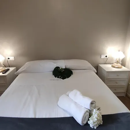 Con Terraza A Metros De La Playa Y Zona Comercial, Ideal Familiar - Costa Brava - Es-209-68 * Platja d'Aro
